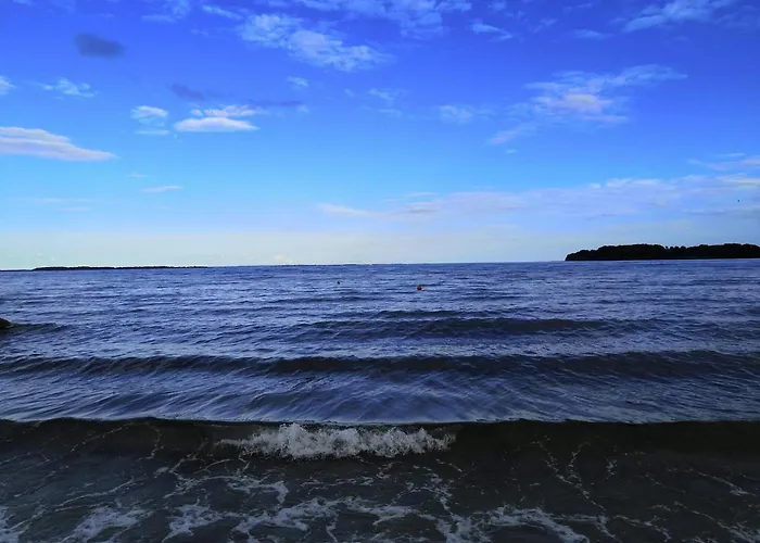 6 Person In Hejls-by Traum